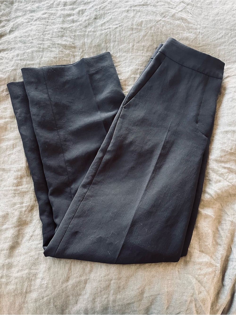 Aritzia limitless pant in black crepette size 4 short - Picture 12 of 13